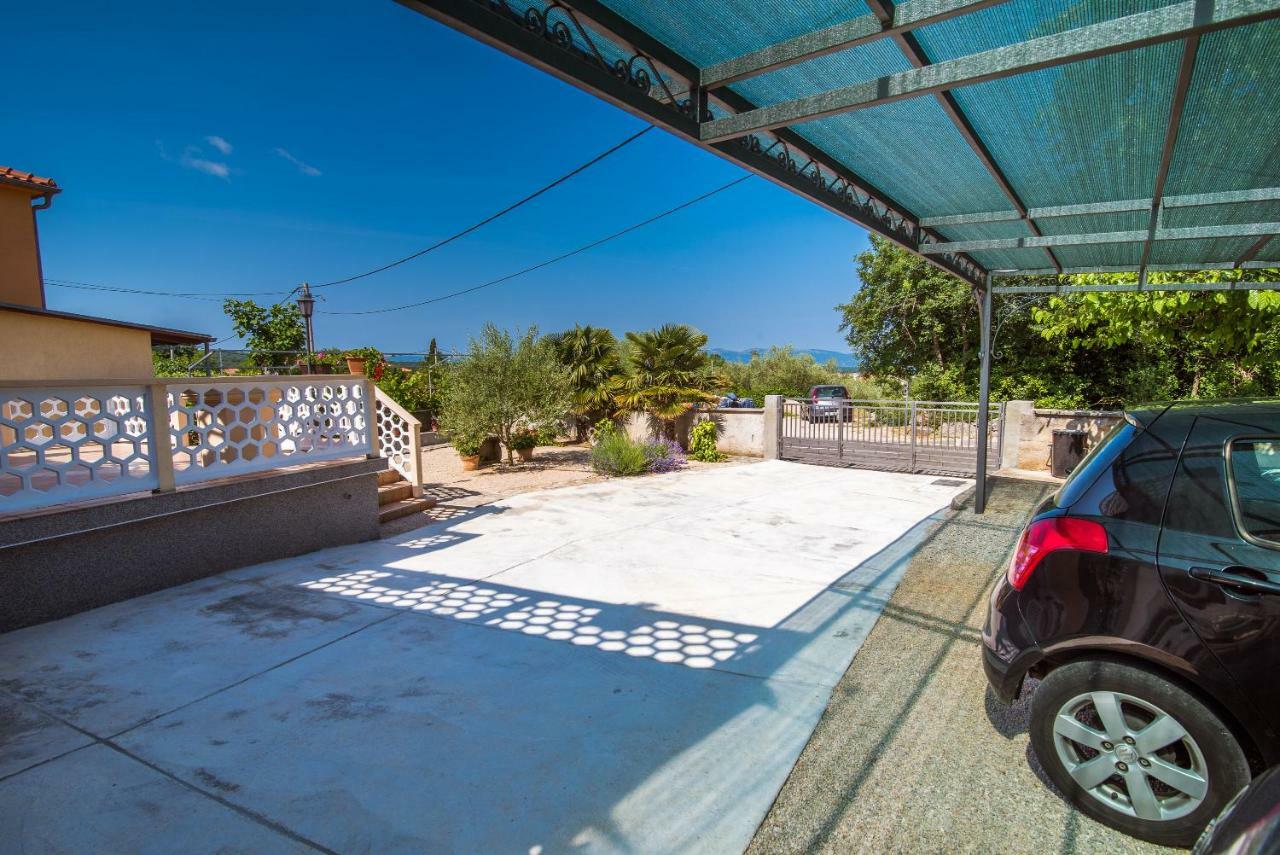 Apartmani Marija Malinska Exterior foto